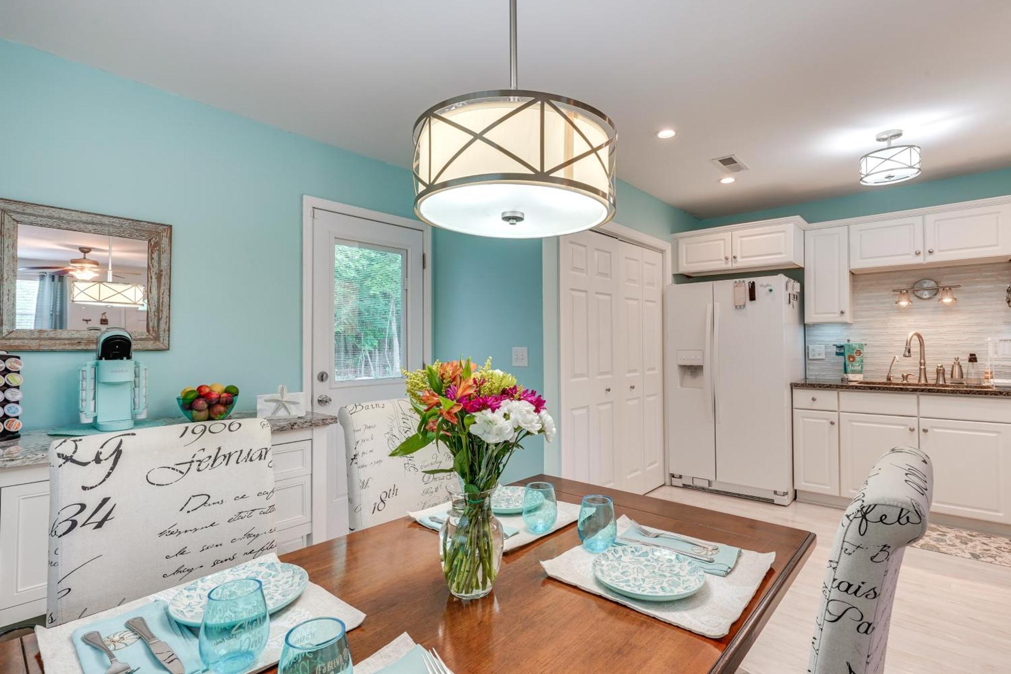 Cozy Goose Creek Escape With Patio And Grill Villa Eksteriør billede